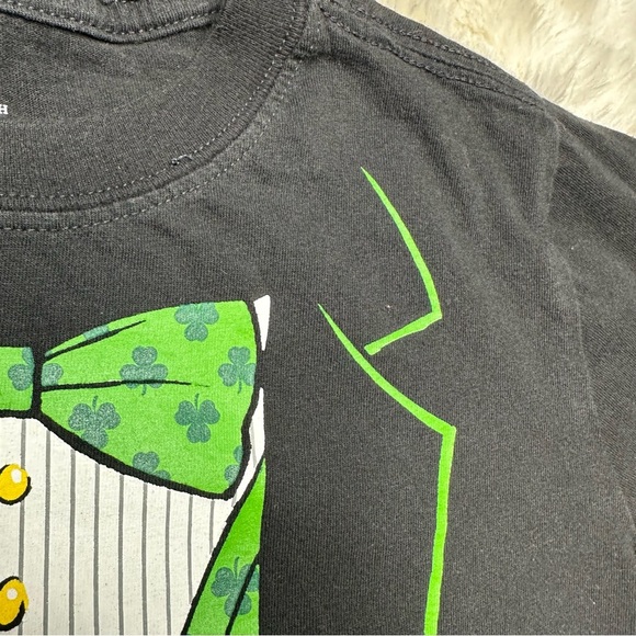 St. Patrick’s Day T-Shirt Black, Green, & White Size 5 - Picture 10 of 16